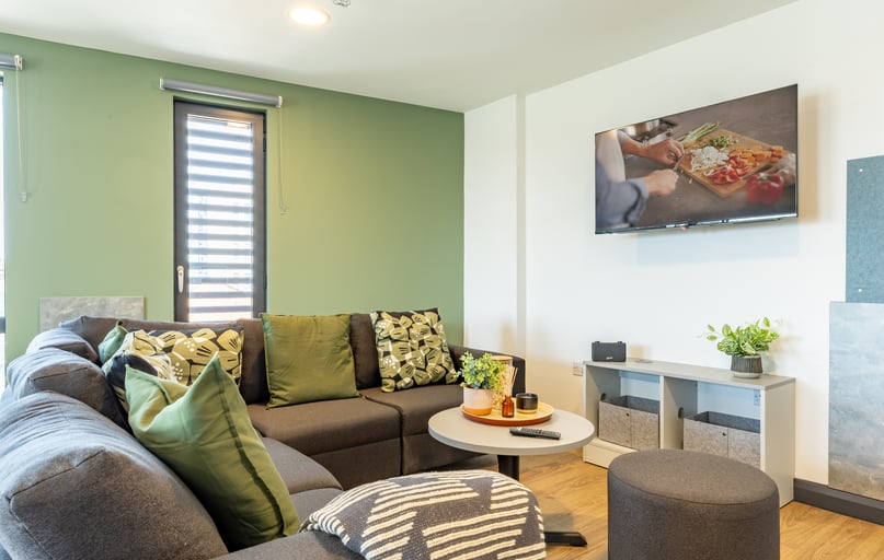 2 Bedroom Apartment, Winfield Court, The Island Quarter, Lace Market, Nottingham - Image 1